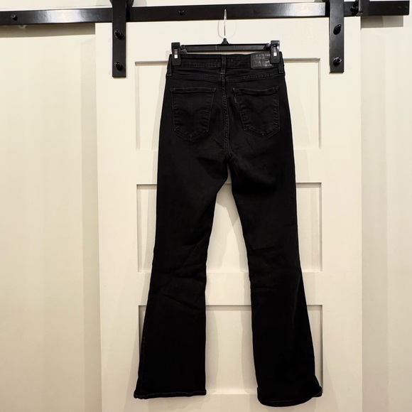 Levi's Women's 725 Bootcut Black Jeans - Picture 5 of 7